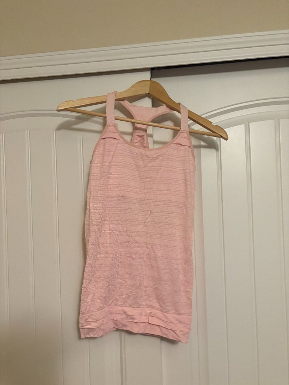 Athleta Stardust Layer Tank Top XS Xtra Small Light Pink Nylon Built In Bra